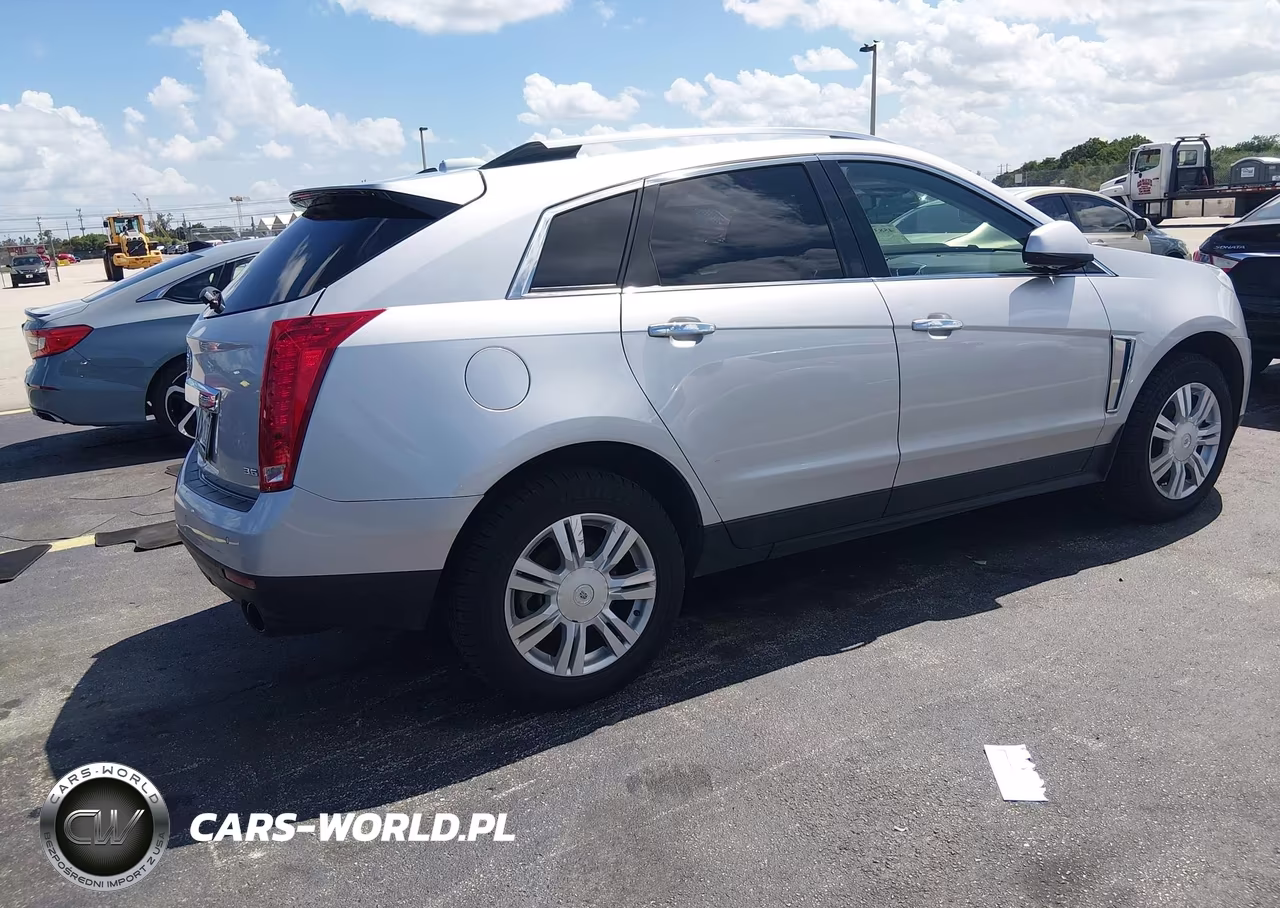 2016 Cadillac Srx Luxury Collection VIN:3GYFNBE3XGS543850 - 4