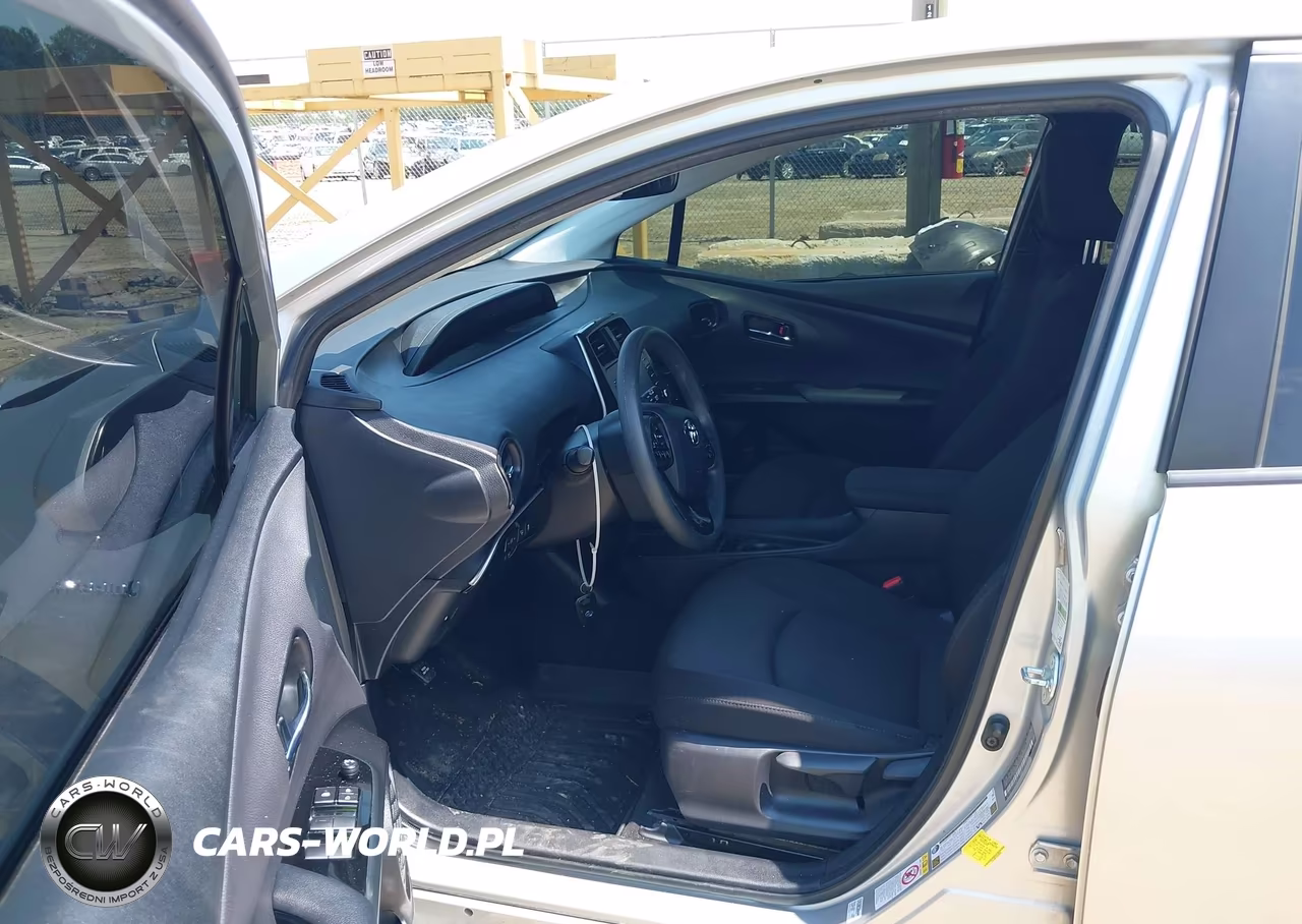 2022 Toyota Prius Le VIN:JTDKAMFU7N3159563 - 5