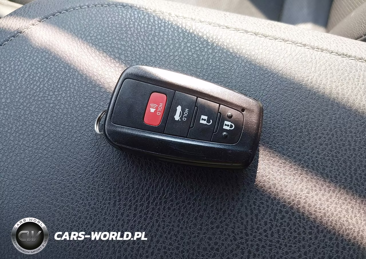 2022 Toyota Camry Xse Hybrid VIN:4T1K31AK7NU591185 - 11