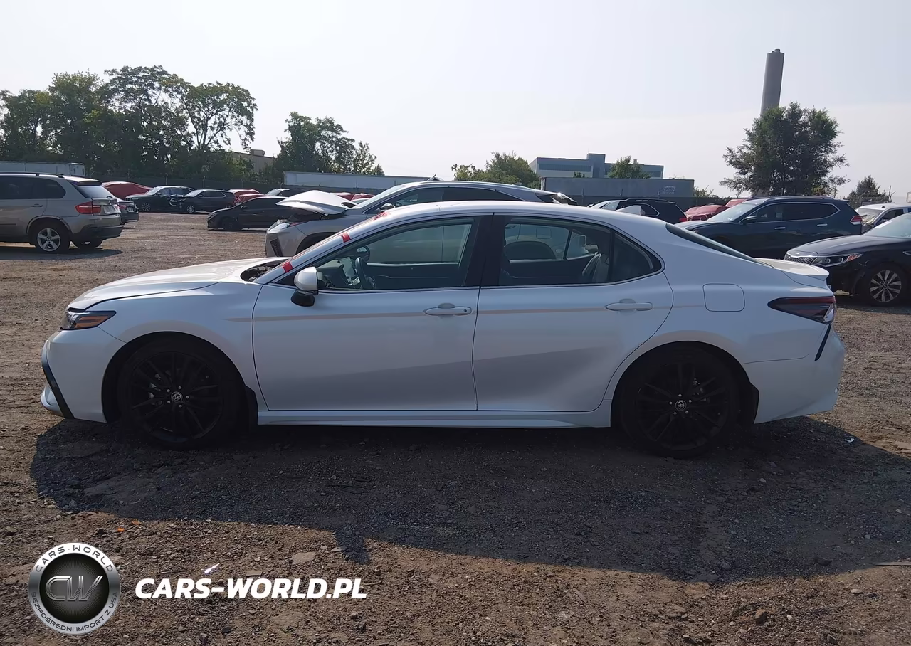 2022 Toyota Camry Xse Hybrid VIN:4T1K31AK7NU591185 - 14