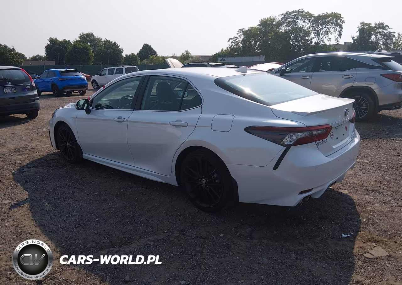 2022 Toyota Camry Xse Hybrid VIN:4T1K31AK7NU591185 - 3