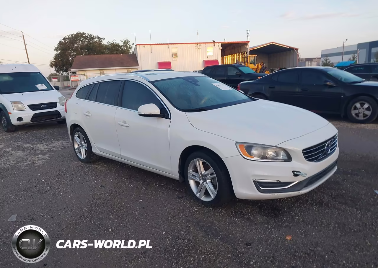 2015 Volvo V60 T5 Premier – zdjęcie 1 z 11