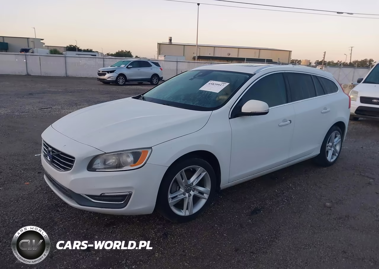 2015 Volvo V60 T5 Premier VIN:YV140MEB5F1213574 - 2