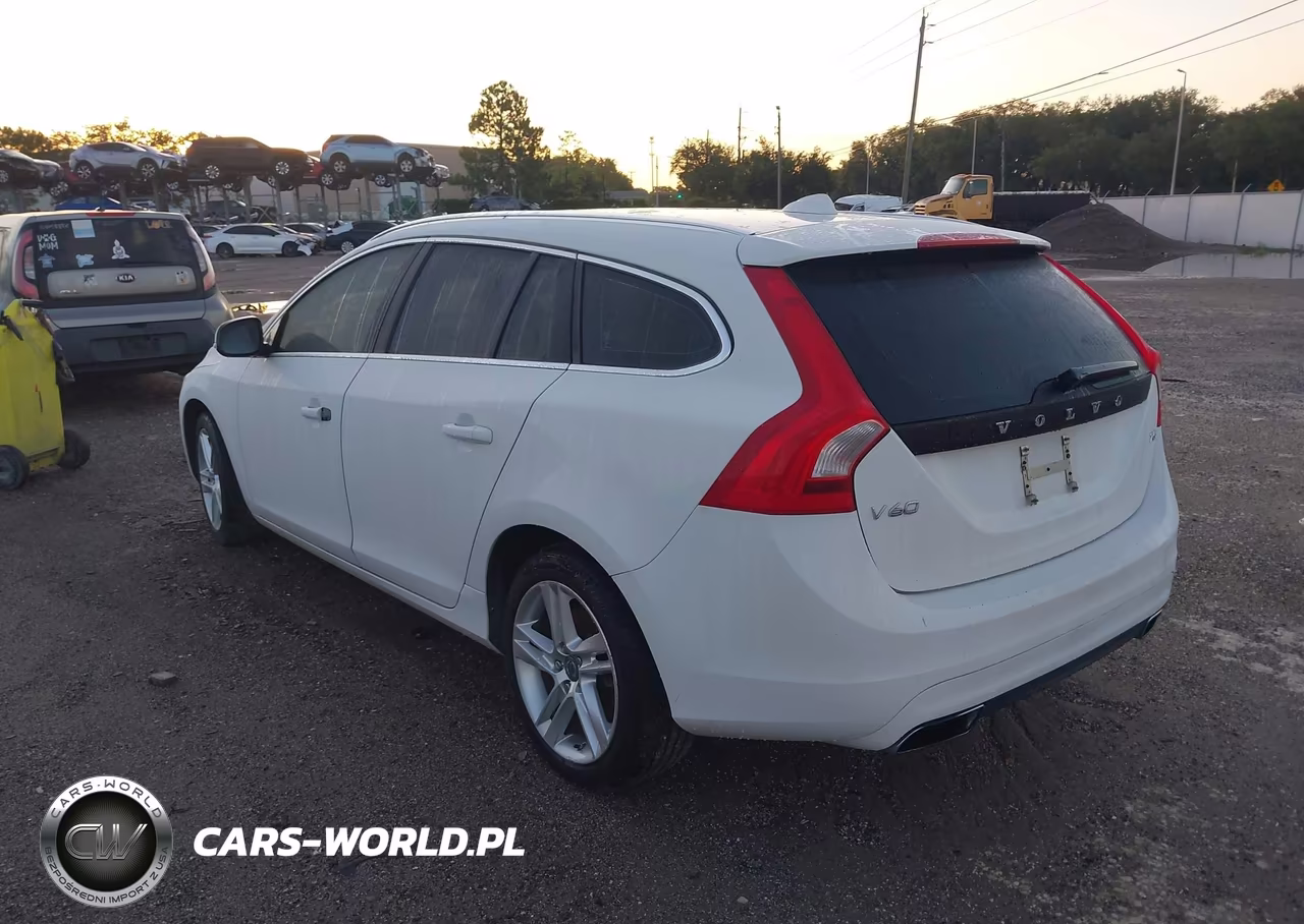 2015 Volvo V60 T5 Premier VIN:YV140MEB5F1213574 - 3