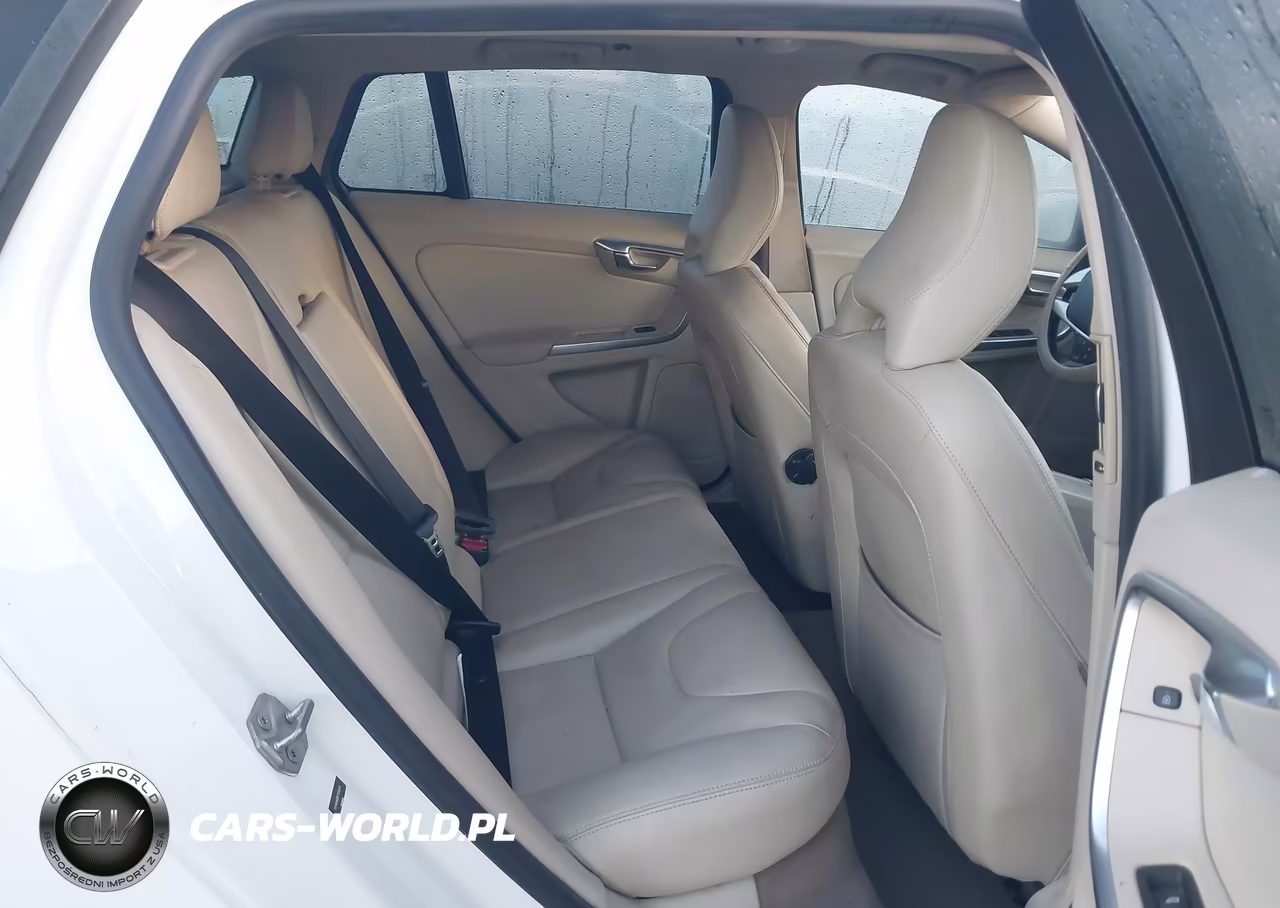 2015 Volvo V60 T5 Premier VIN:YV140MEB5F1213574 - 8