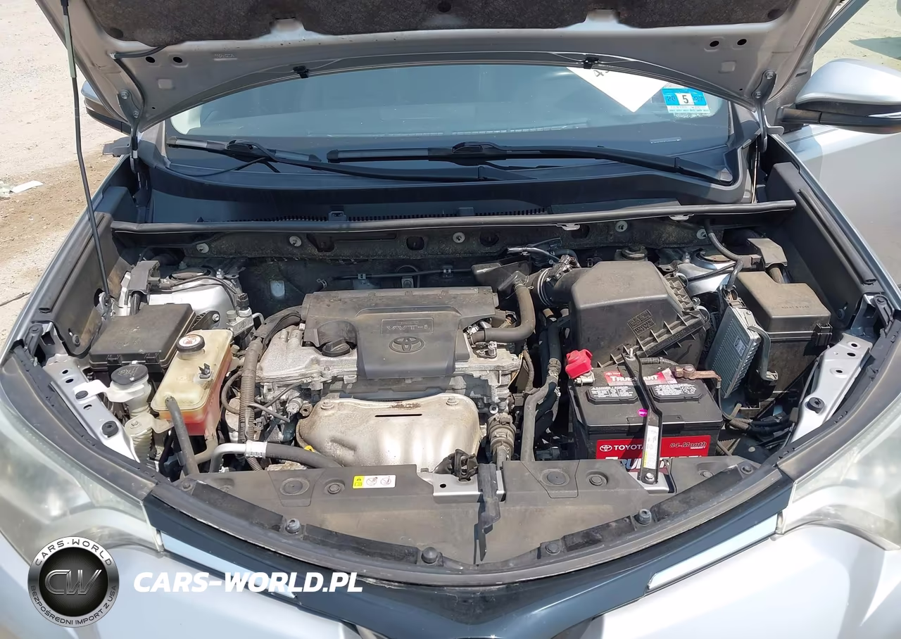 2018 Toyota Rav4 Xle VIN:JTMRFREV3JD238255 - 10
