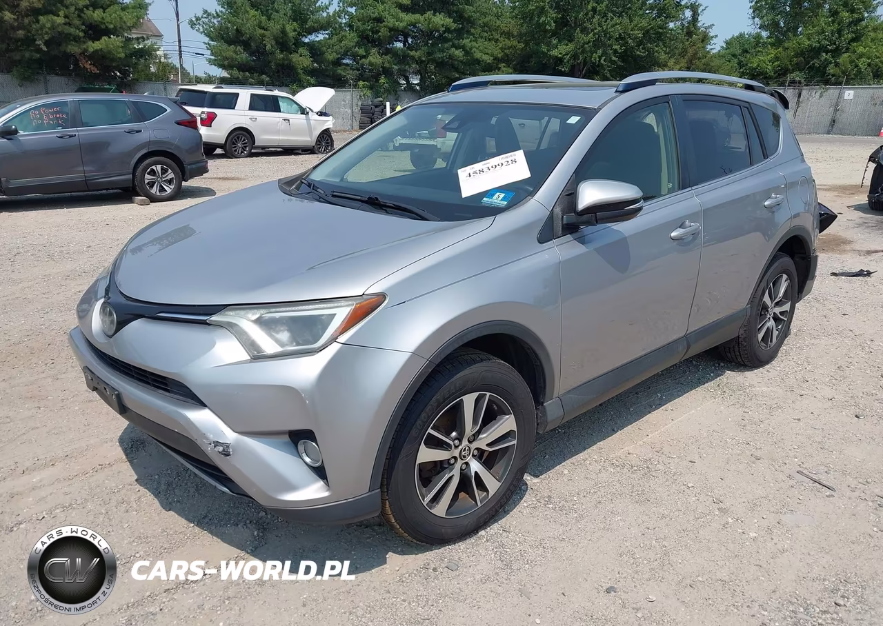 2018 Toyota Rav4 Xle VIN:JTMRFREV3JD238255 - 2