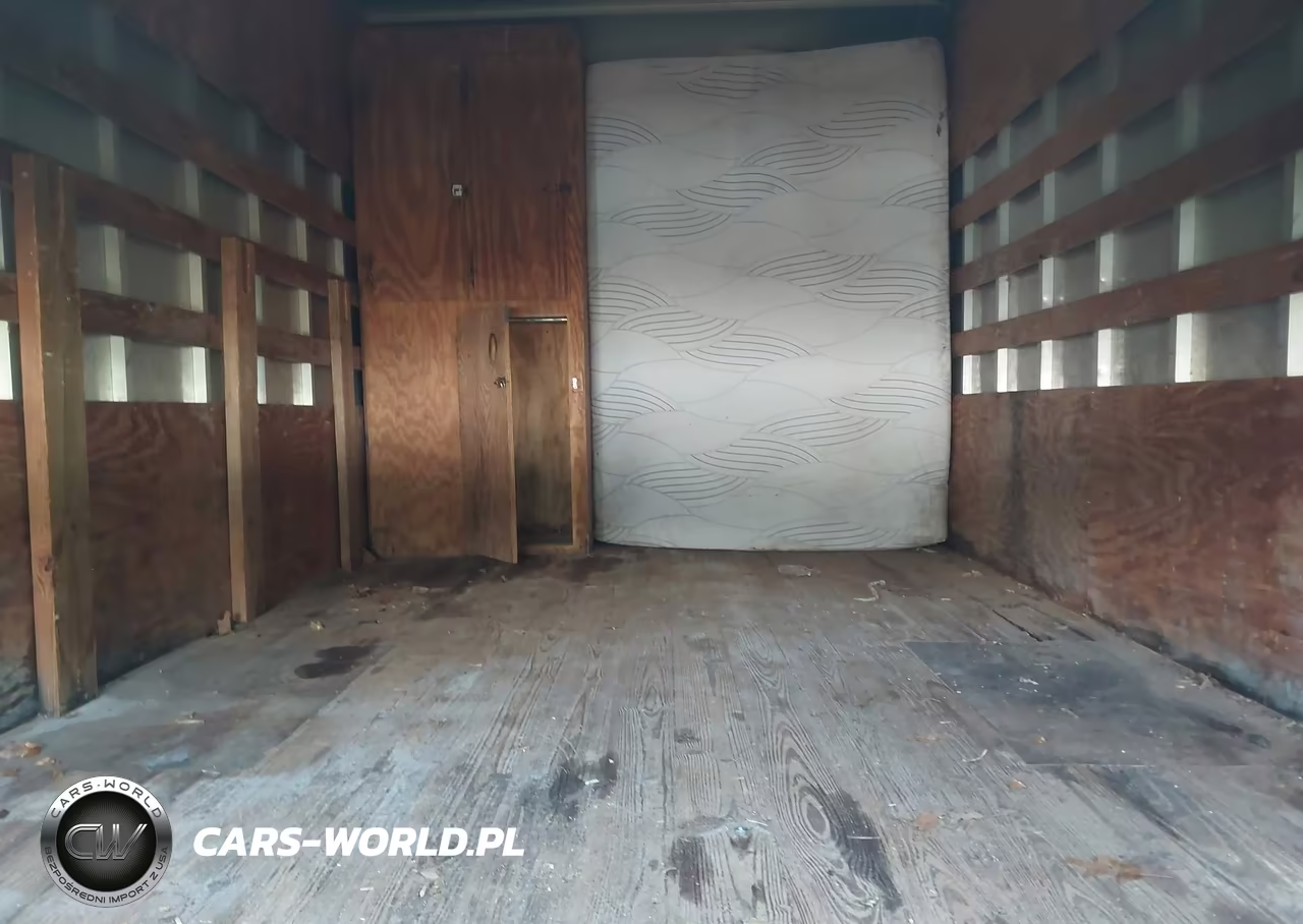 1988 Ford Econoline E350 Cutaway Van VIN:1FDKE37H9JHB76275 - 7