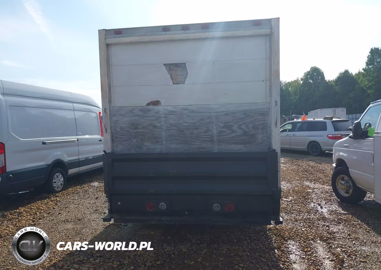 1988 Ford Econoline E350 Cutaway Van VIN:1FDKE37H9JHB76275 - 8