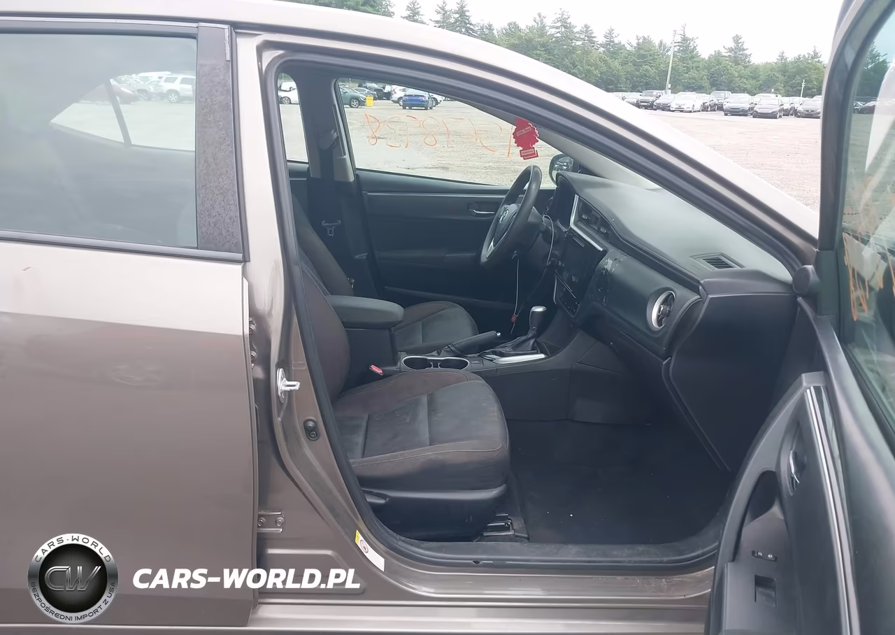 2019 Toyota Corolla Le VIN:5YFBURHE2KP896263 - 5