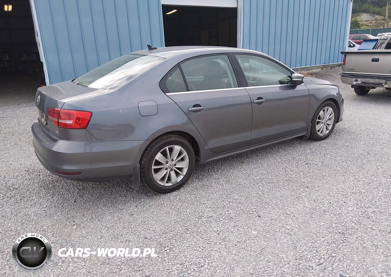 2015 Volkswagen Jetta 2.0L Tdi Se VIN:3VWLA7AJXFM301114 - 4