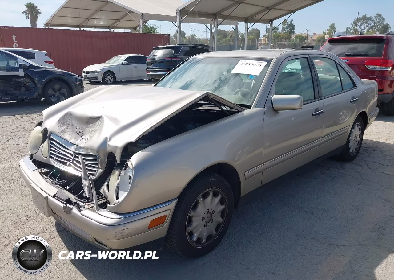 1999 Mercedes-Benz E 320 VIN:WDBJF65H4XA835090 - 2