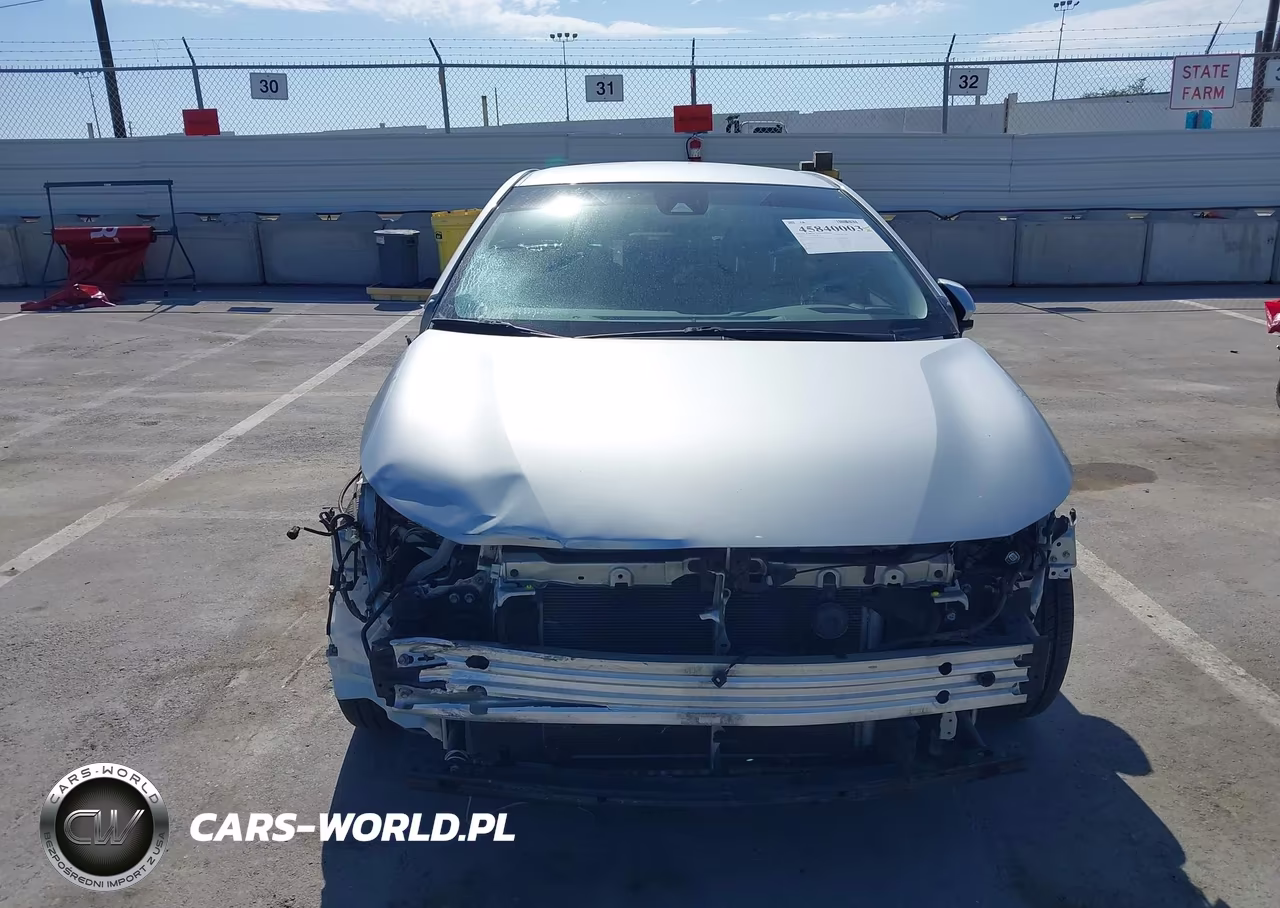 2020 Toyota Corolla Le VIN:JTDEPRAE4LJ077050 - 13