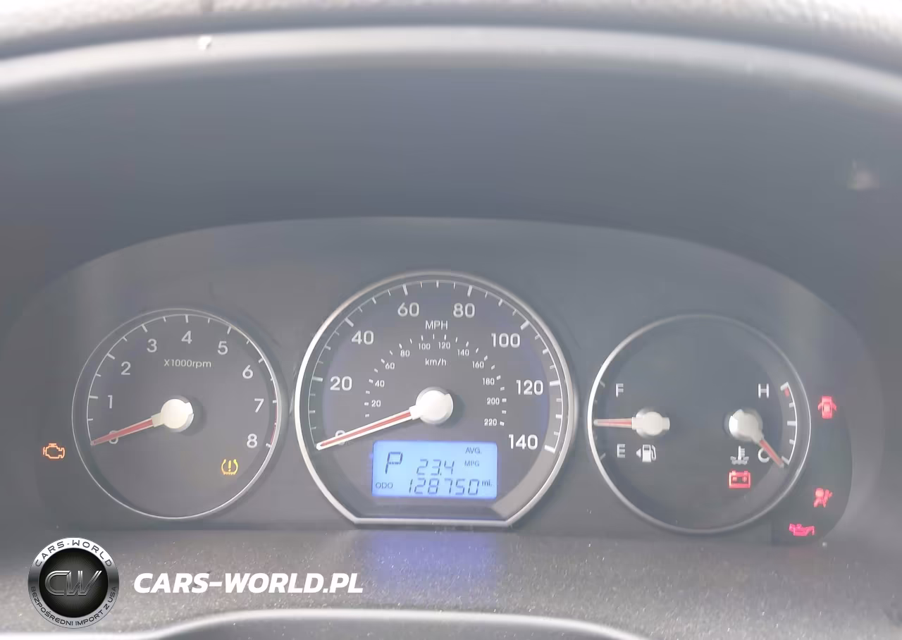 2011 Hyundai Santa Fe Limited V6 VIN:5XYZKDAG5BG064004 - 7