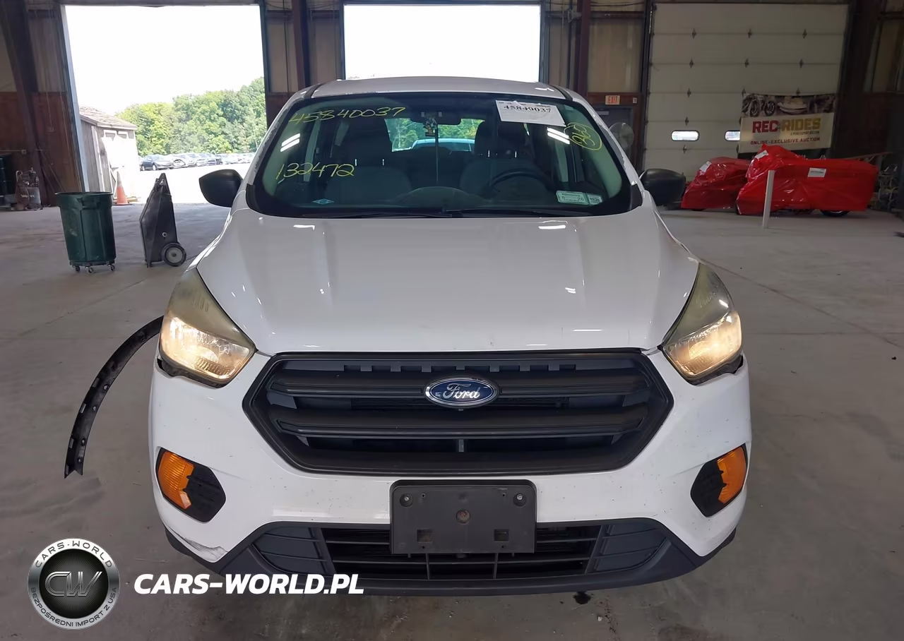 2017 Ford Escape S VIN:1FMCU0F7XHUB25495 - 6