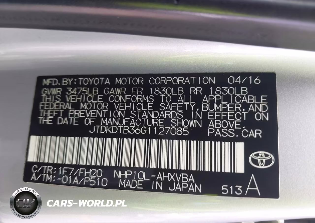 2016 Toyota Prius C One VIN:JTDKDTB36G1127085 - 9