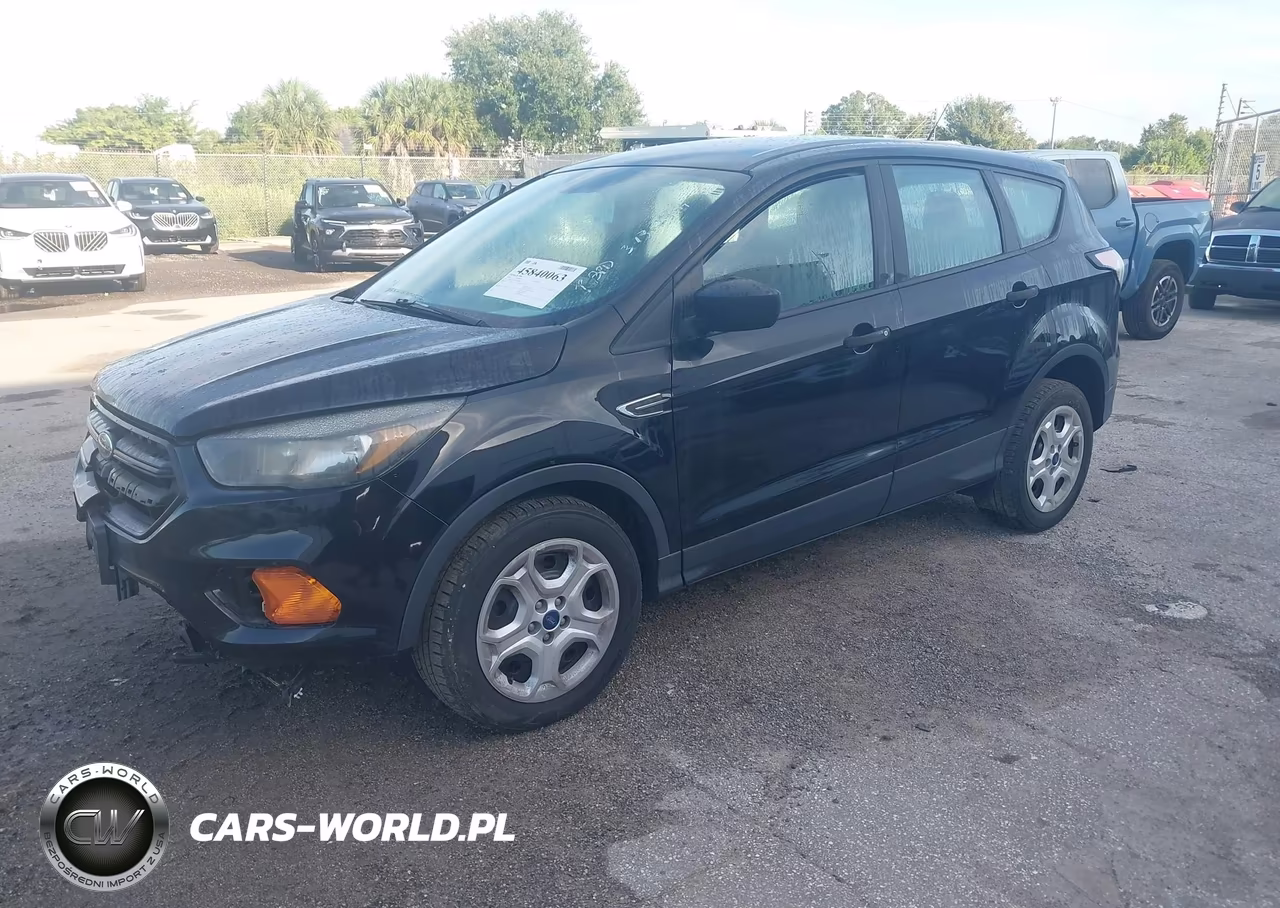 2018 Ford Escape S VIN:1FMCU0F7XJUA34829 - 2