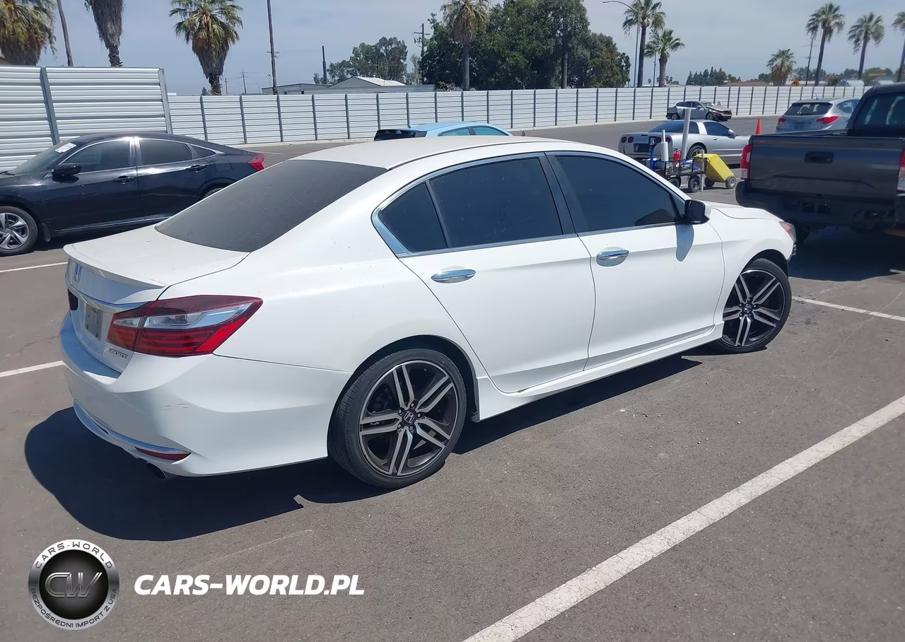 2016 Honda Accord Sport VIN:1HGCR2F59GA229882 - 4