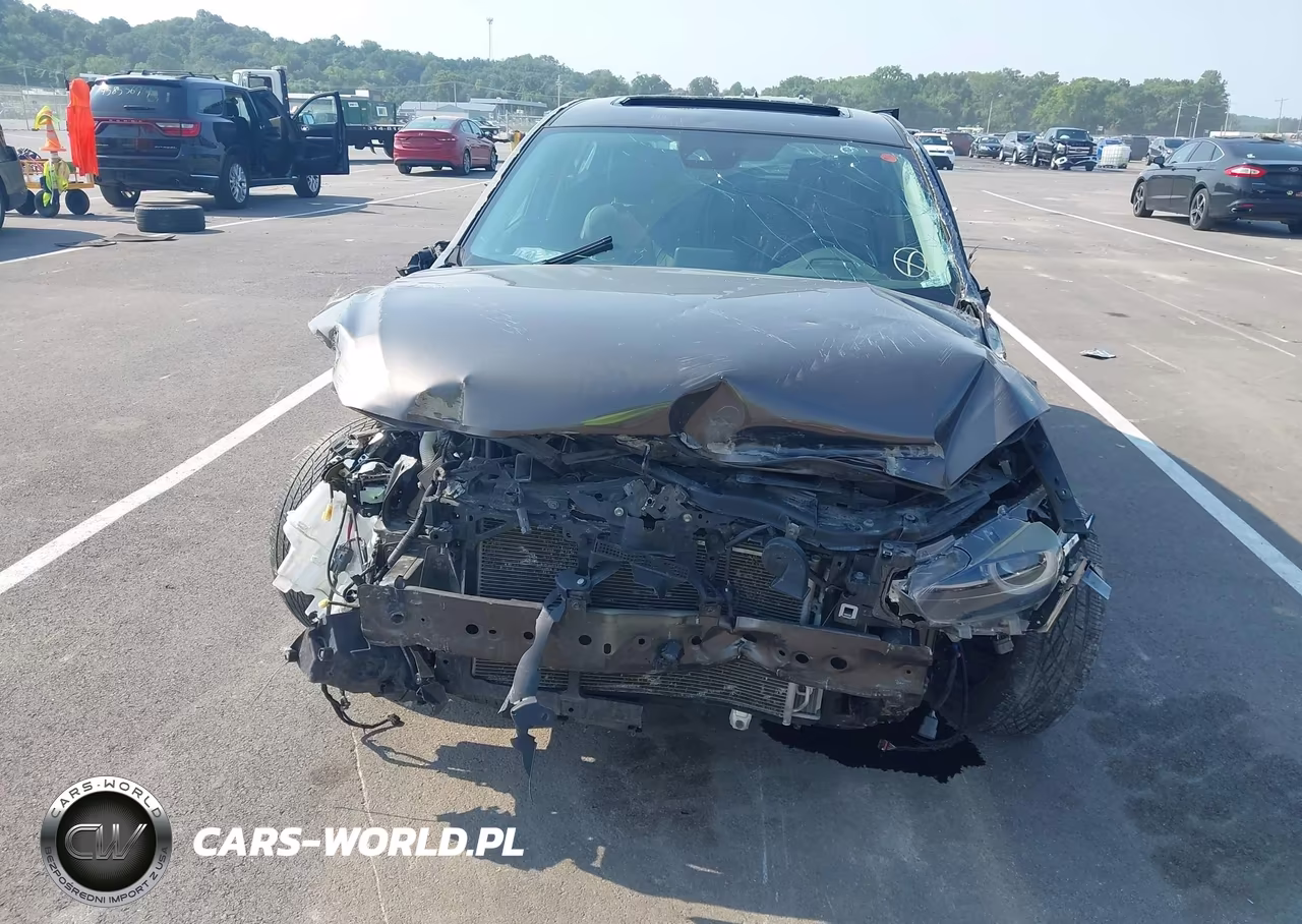 2018 Mazda Mazda3 Grand Touring VIN:3MZBN1M3XJM165392 - 6