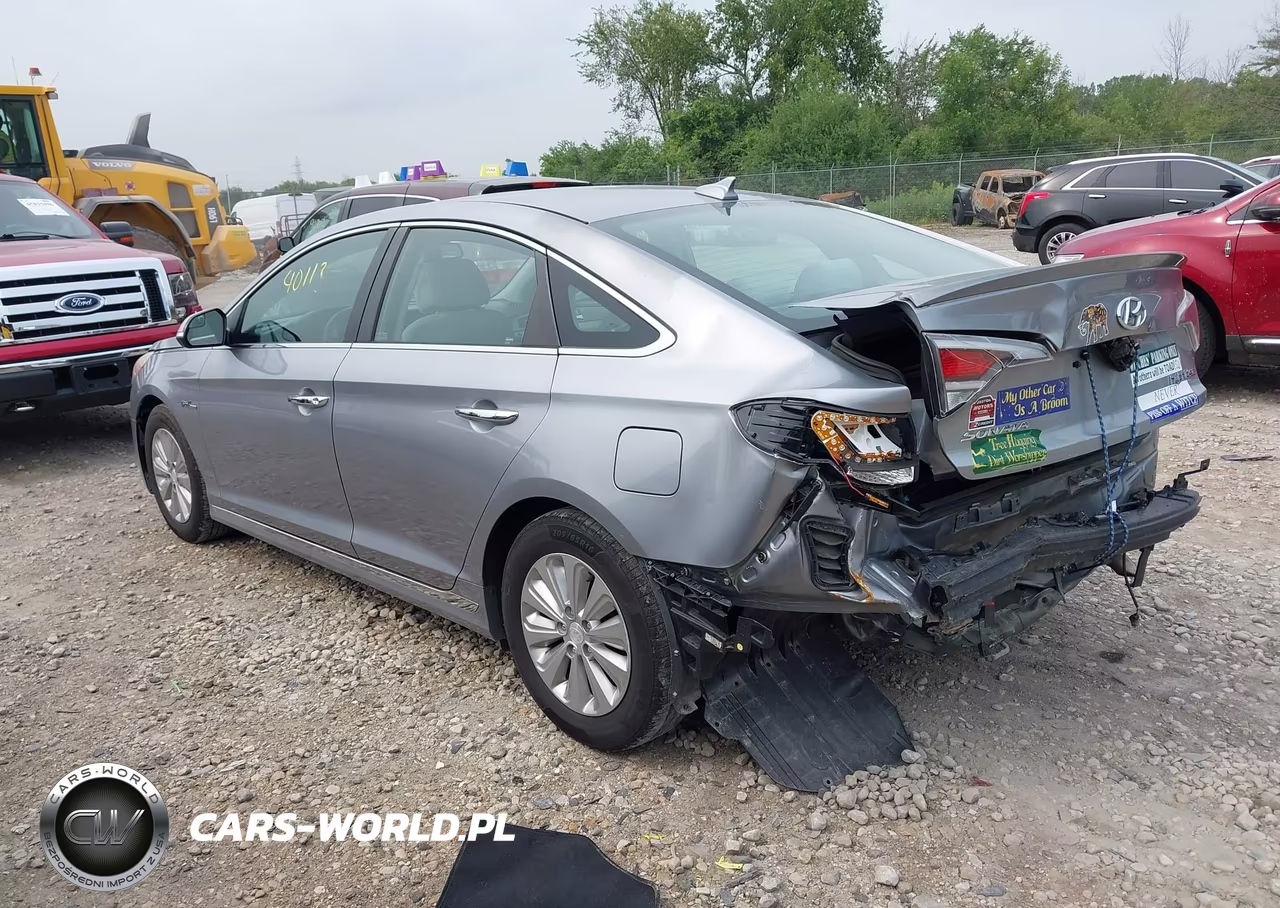2016 Hyundai Sonata Hybrid Se VIN:KMHE24L10GA038548 - 3