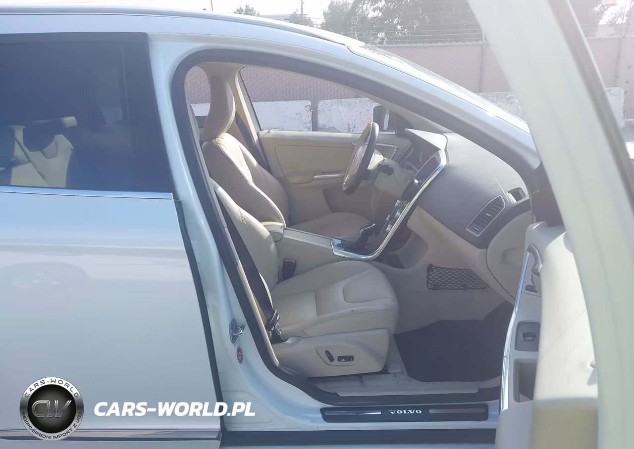 2015 Volvo Xc60 T6 VIN:YV4902RK8F2631046 - 5