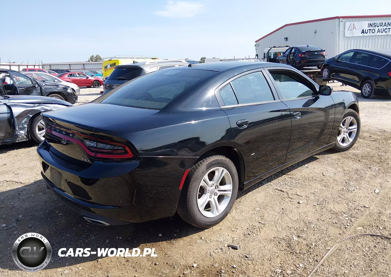 2018 Dodge Charger Sxt Rwd VIN:2C3CDXBG4JH139697 - 4