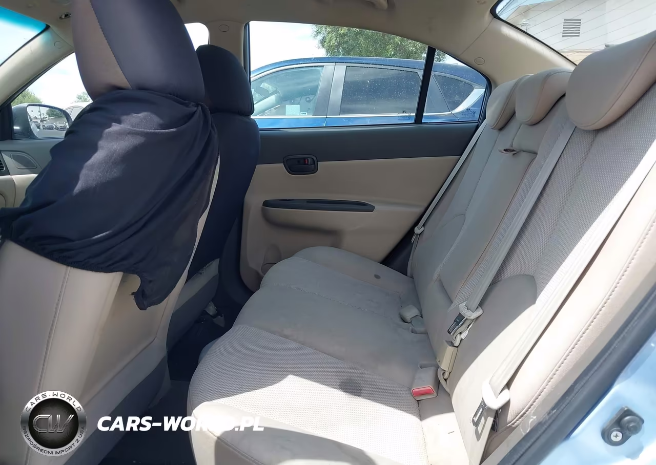 2011 Hyundai Accent Gls VIN:KMHCN4AC2BU621360 - 8