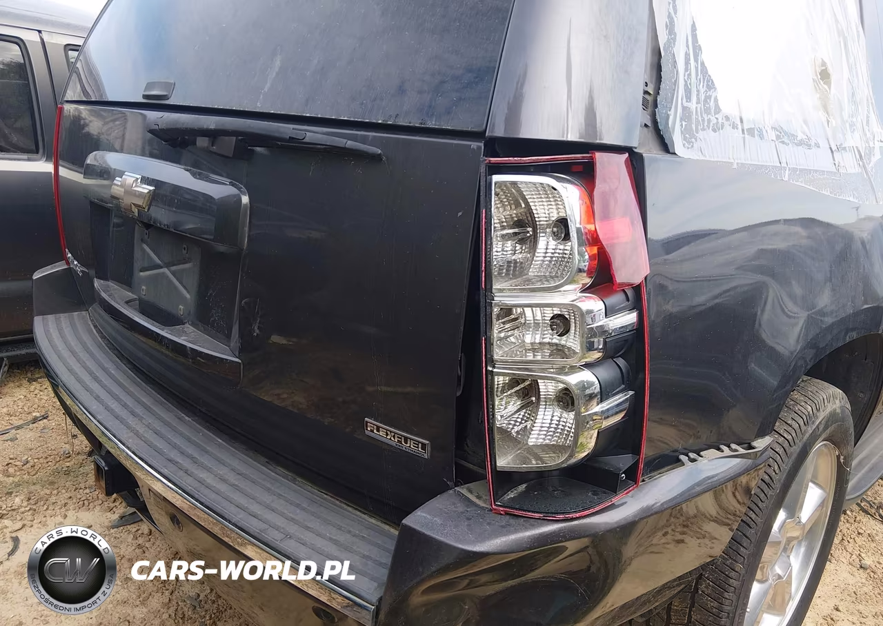 2010 Chevrolet Tahoe Ltz VIN:1GNUKCE06AR111503 - 18