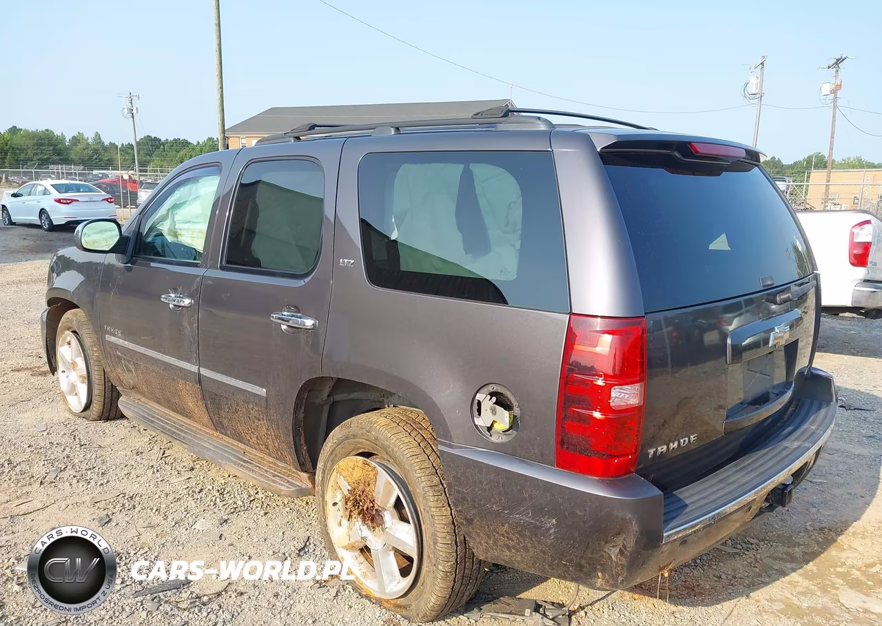 2010 Chevrolet Tahoe Ltz VIN:1GNUKCE06AR111503 - 3