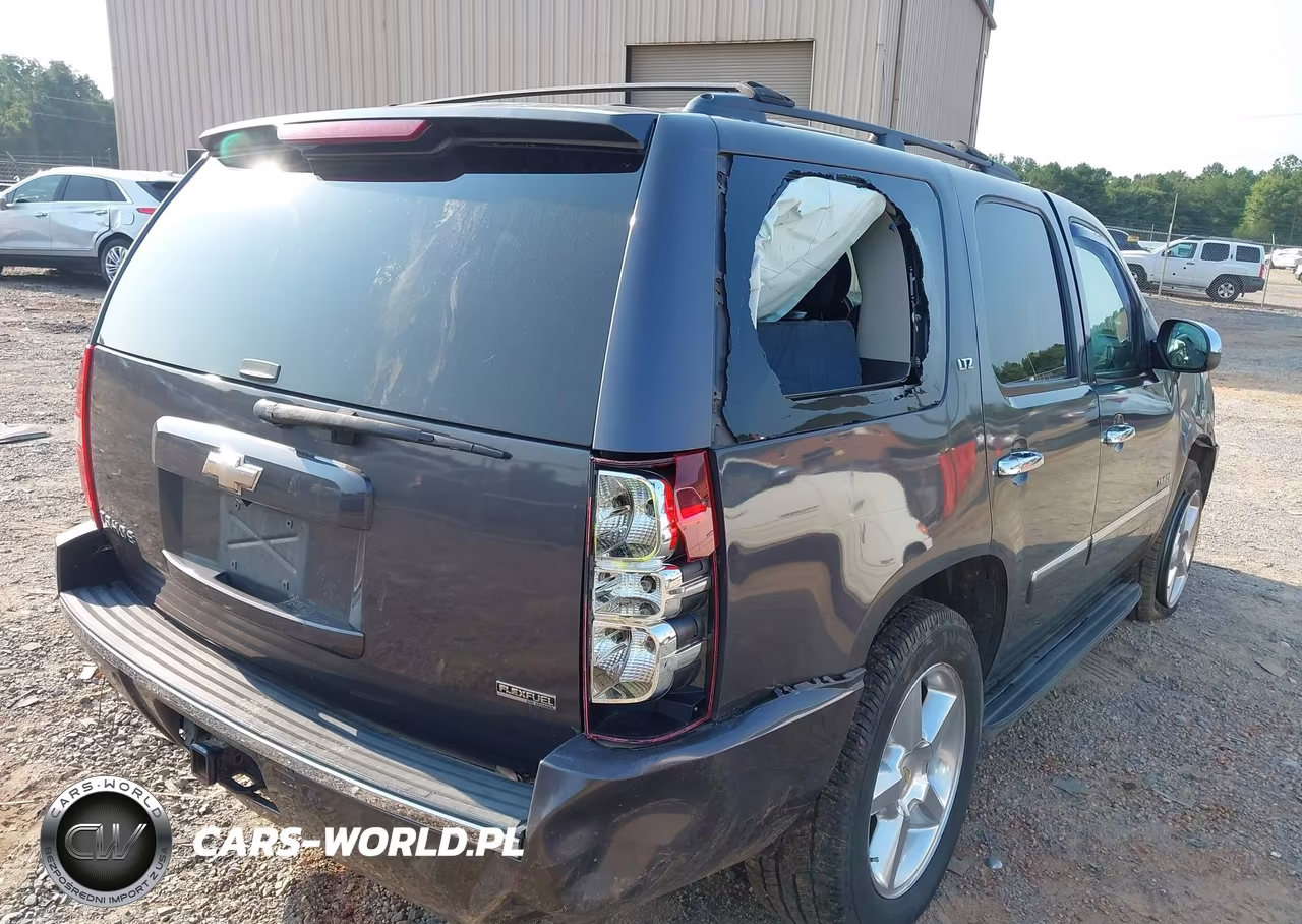 2010 Chevrolet Tahoe Ltz VIN:1GNUKCE06AR111503 - 4
