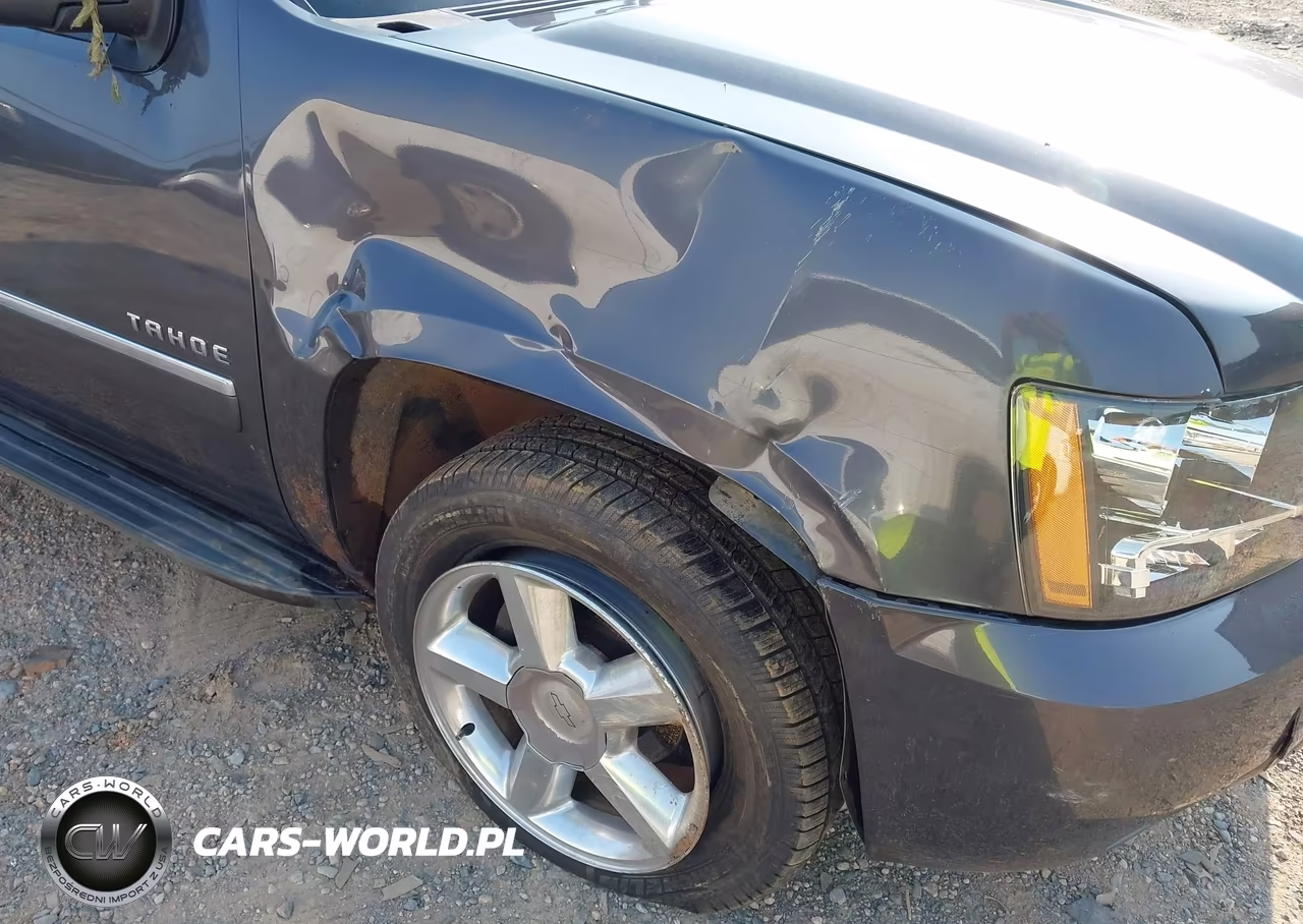 2010 Chevrolet Tahoe Ltz VIN:1GNUKCE06AR111503 - 6