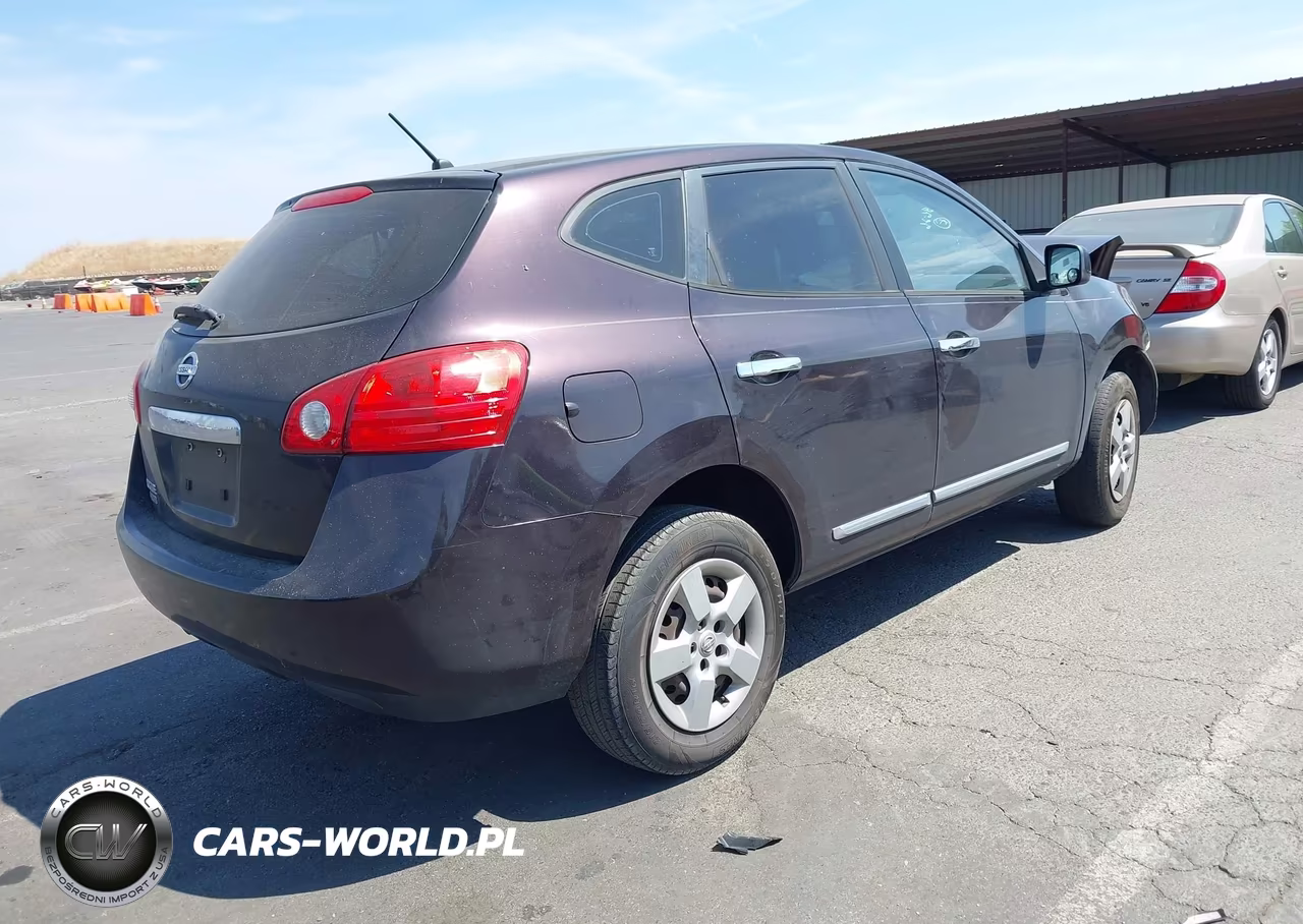 2014 Nissan Rogue Select S VIN:JN8AS5MT3EW606675 - 4
