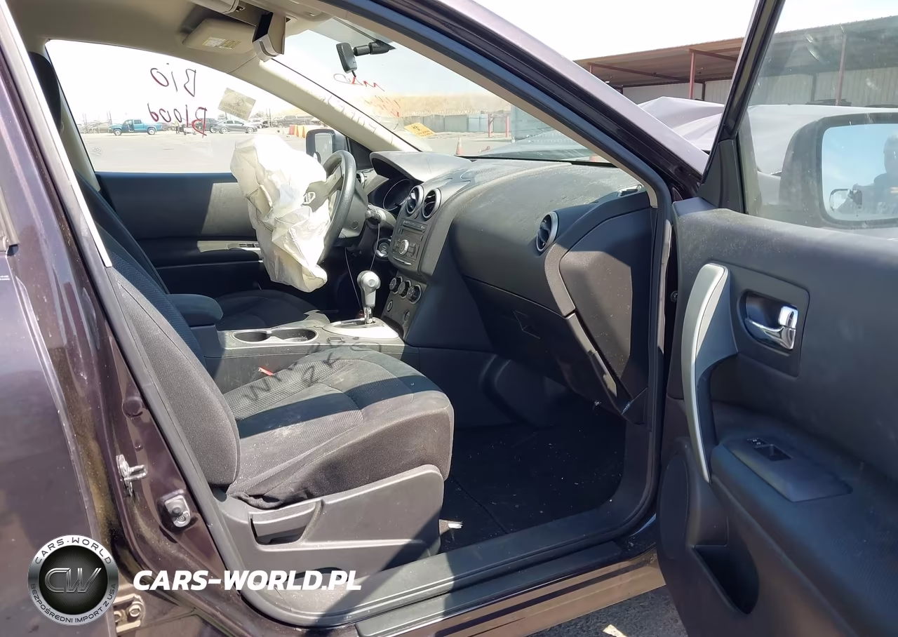 2014 Nissan Rogue Select S VIN:JN8AS5MT3EW606675 - 5