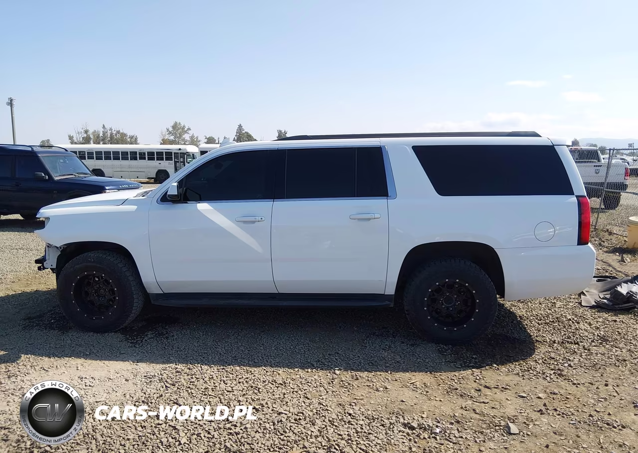 2018 Chevrolet Suburban Lt VIN:1GNSKHKC9JR248745 - 15