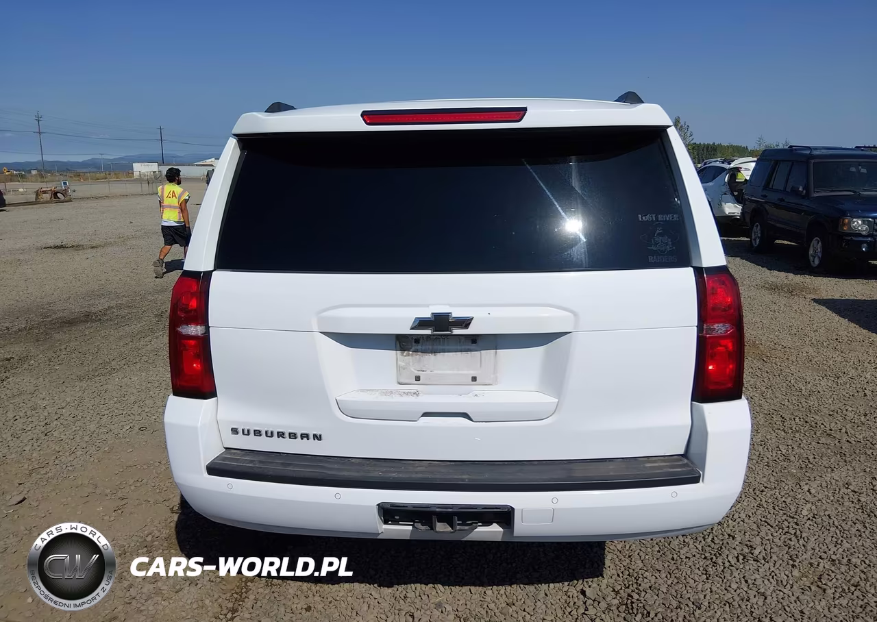 2018 Chevrolet Suburban Lt VIN:1GNSKHKC9JR248745 - 17
