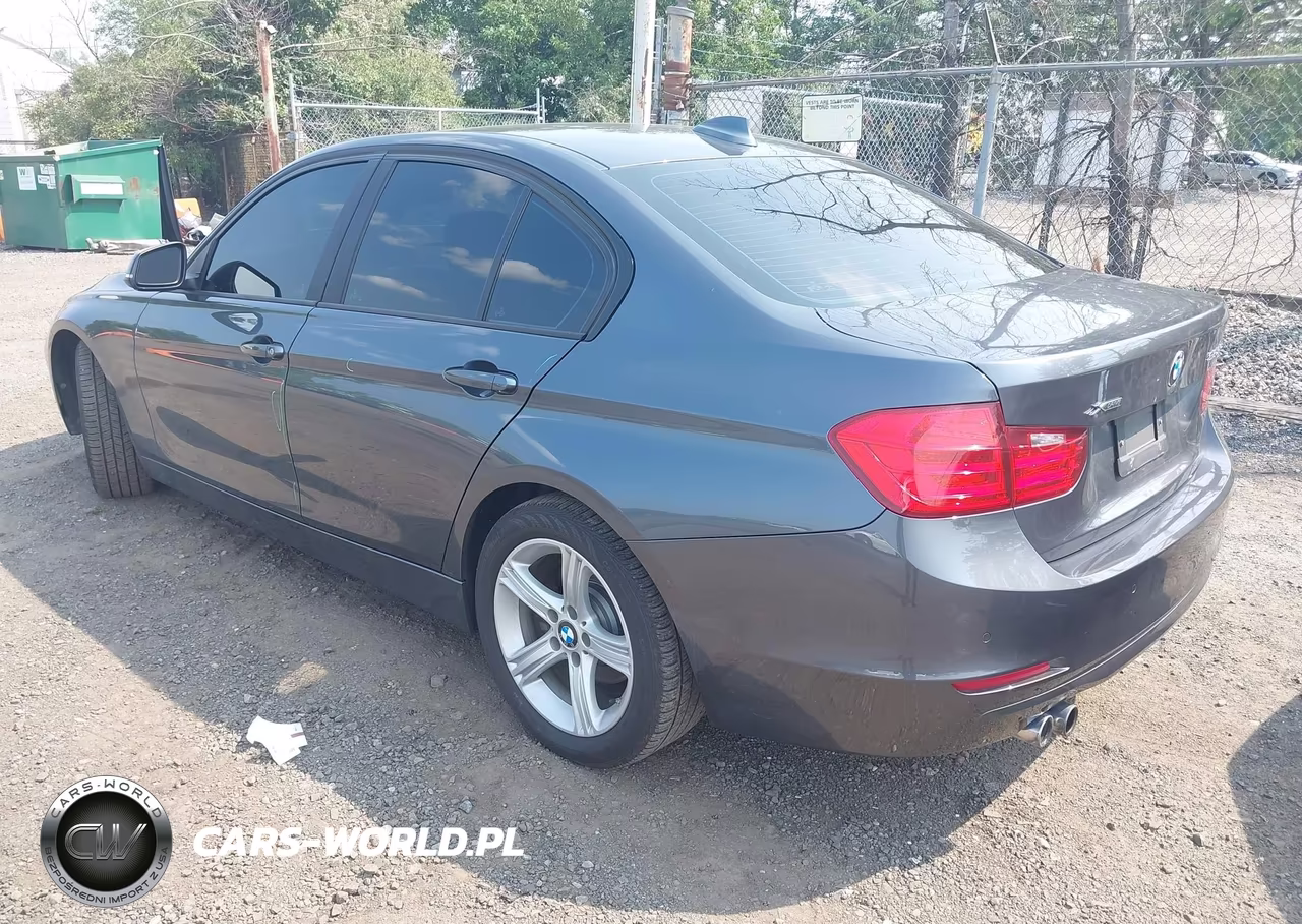 2015 BMW 328I xDrive VIN:WBA3B5G59FNS18999 - 3