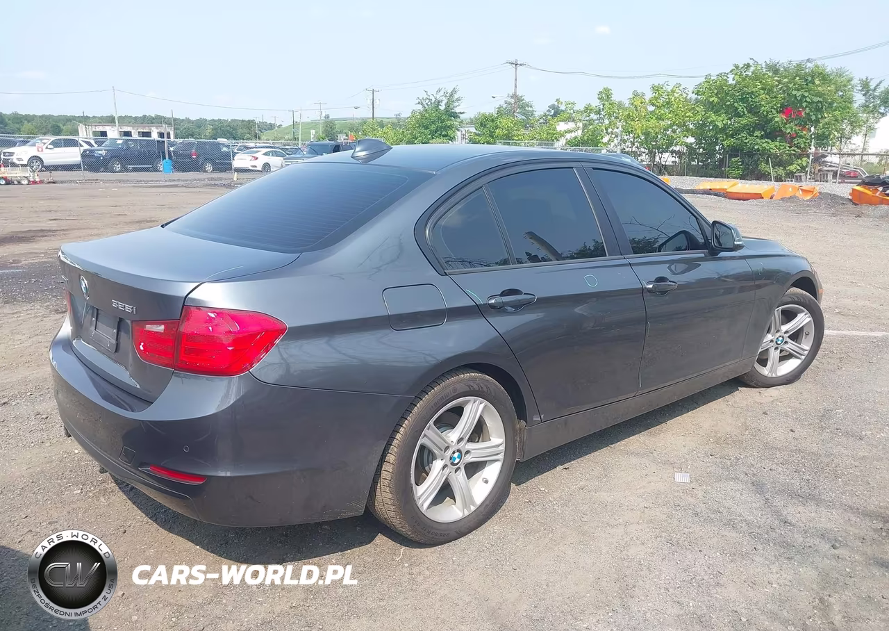 2015 BMW 328I xDrive VIN:WBA3B5G59FNS18999 - 4
