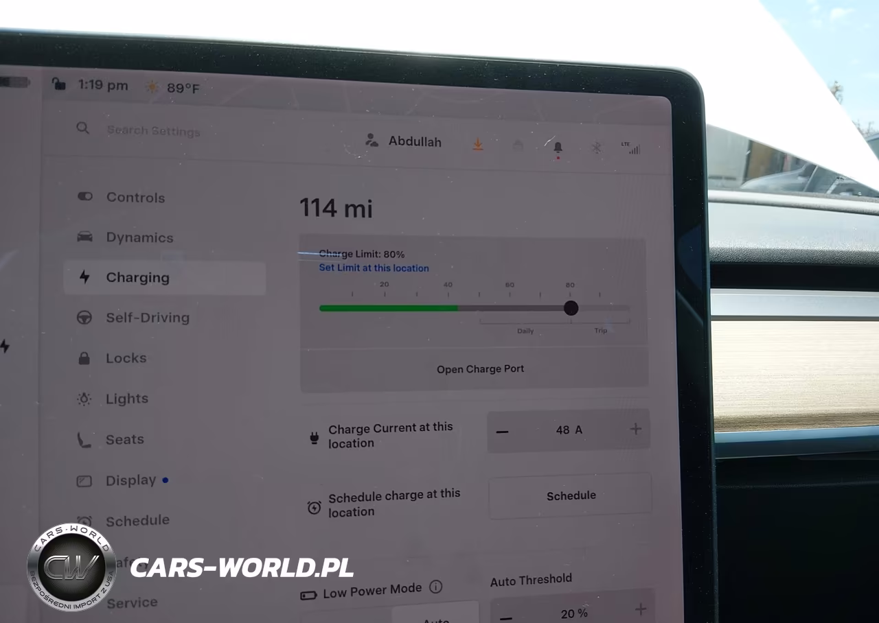 2022 Tesla Model Y Long Range Dual Motor All-Wheel Drive VIN:7SAYGAEE9NF314881 - 17