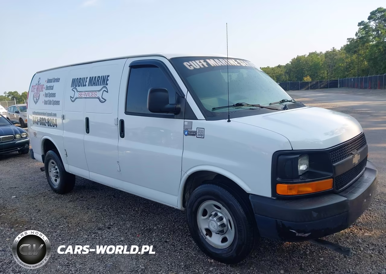 2017 Chevrolet Express 2500 Work Van – zdjęcie 1 z 16