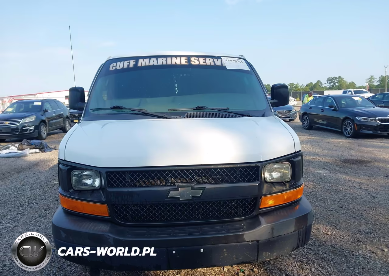 2017 Chevrolet Express 2500 Work Van VIN:1GCWGAFF0H1288597 - 12