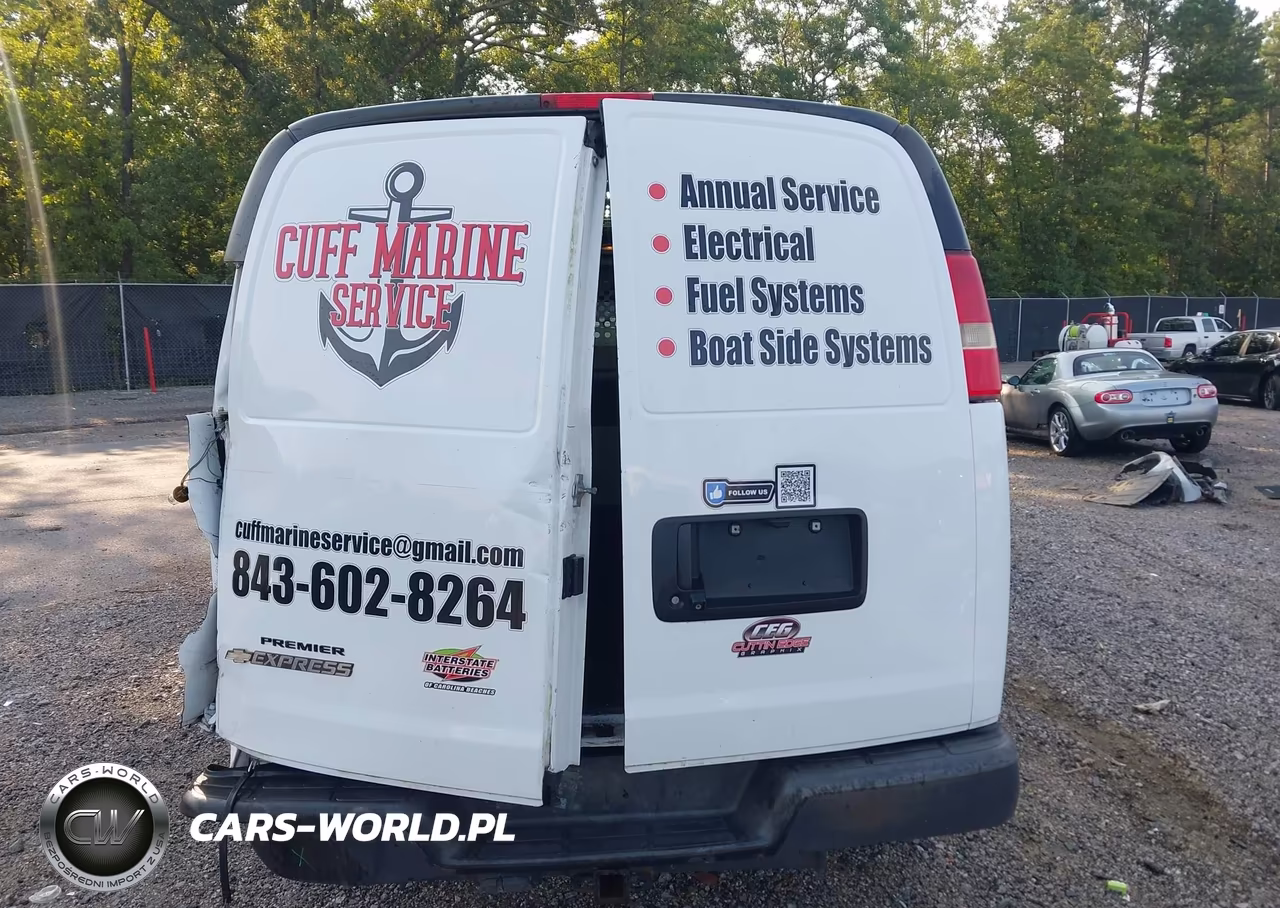 2017 Chevrolet Express 2500 Work Van VIN:1GCWGAFF0H1288597 - 16