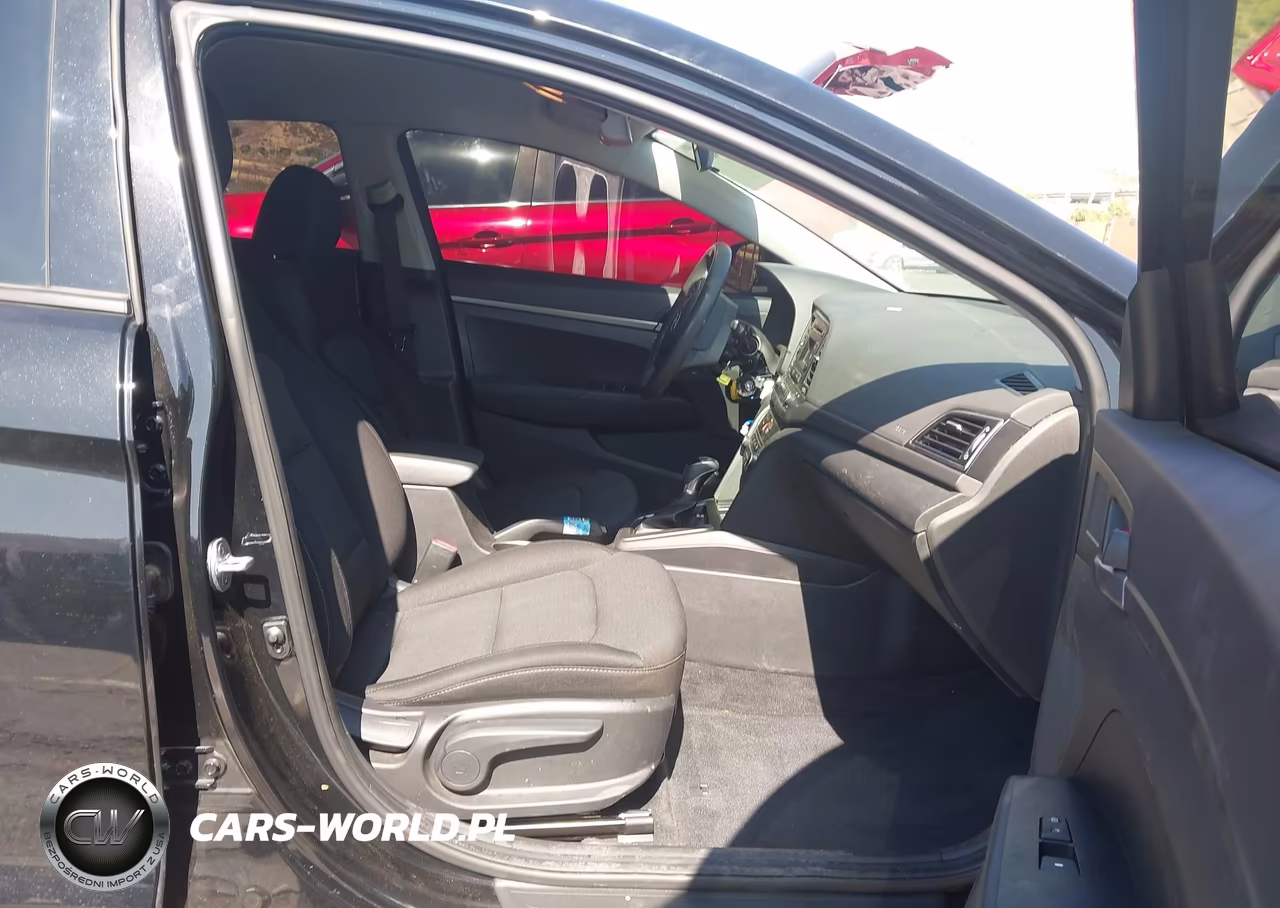 2018 Hyundai Elantra Se VIN:5NPD74LF2JH275233 - 5