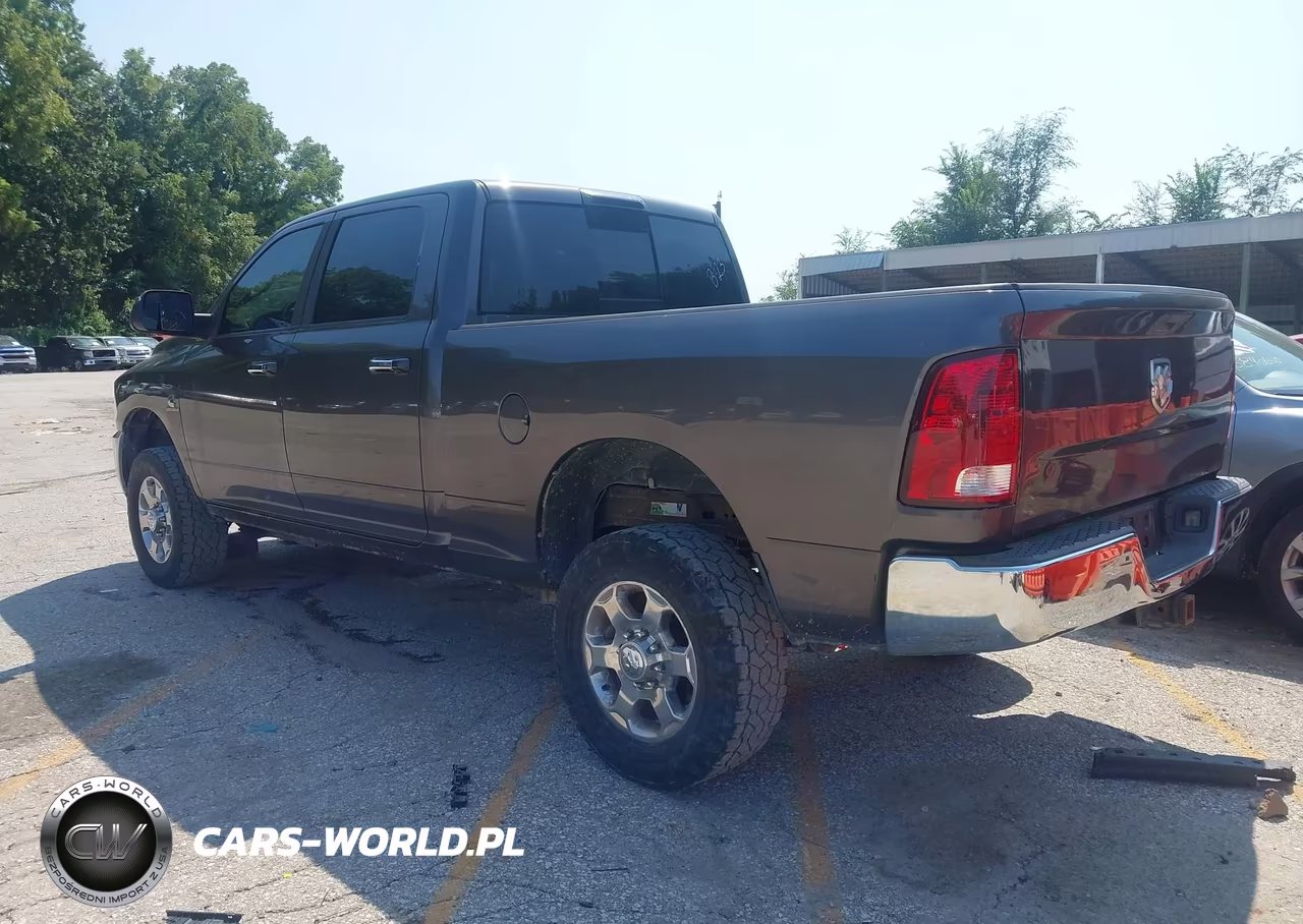 2015 Ram 2500 Slt VIN:3C6UR5DL5FG610609 - 3