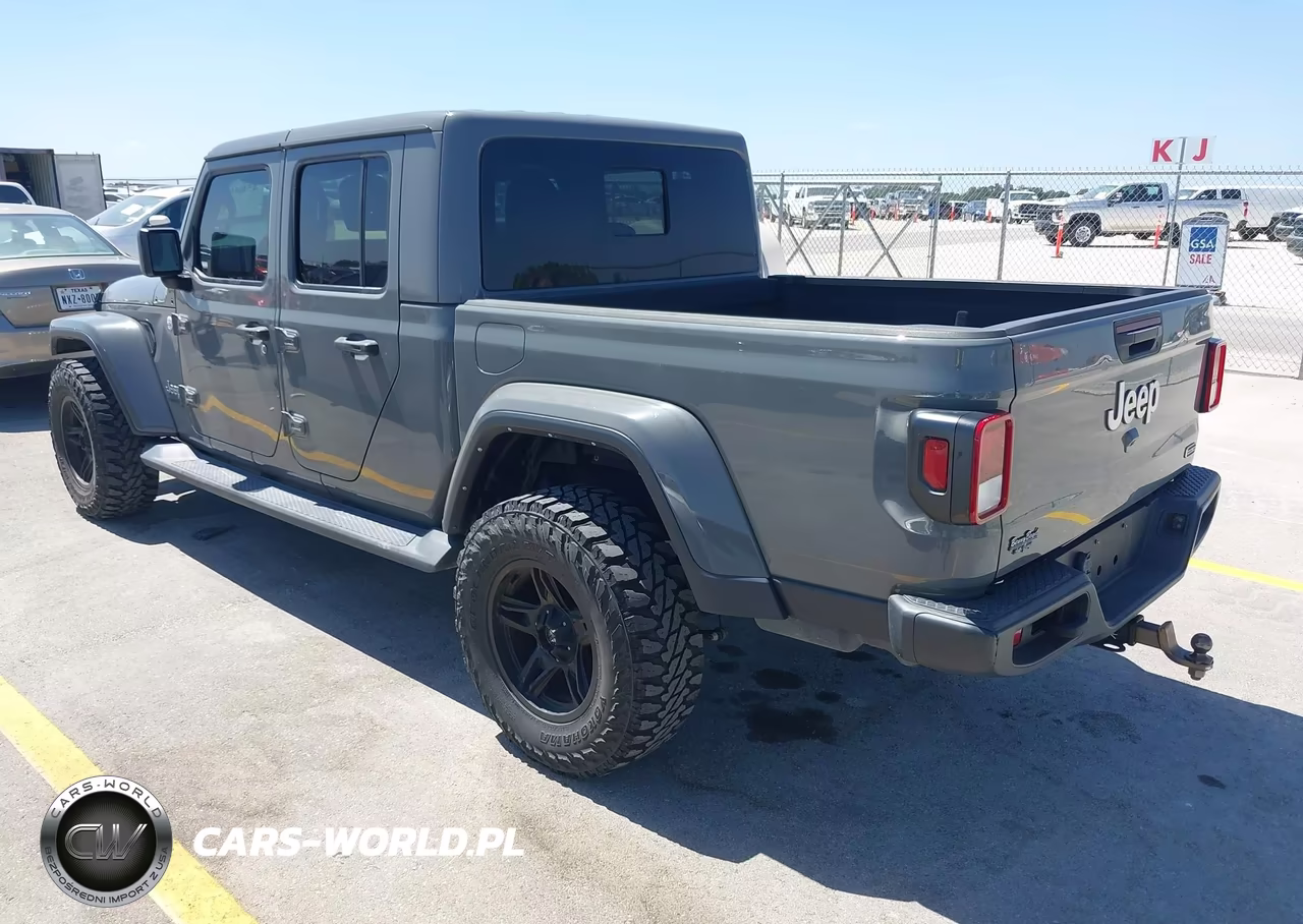 2021 Jeep Gladiator Overland 4X4 VIN:1C6HJTFGXML581721 - 3