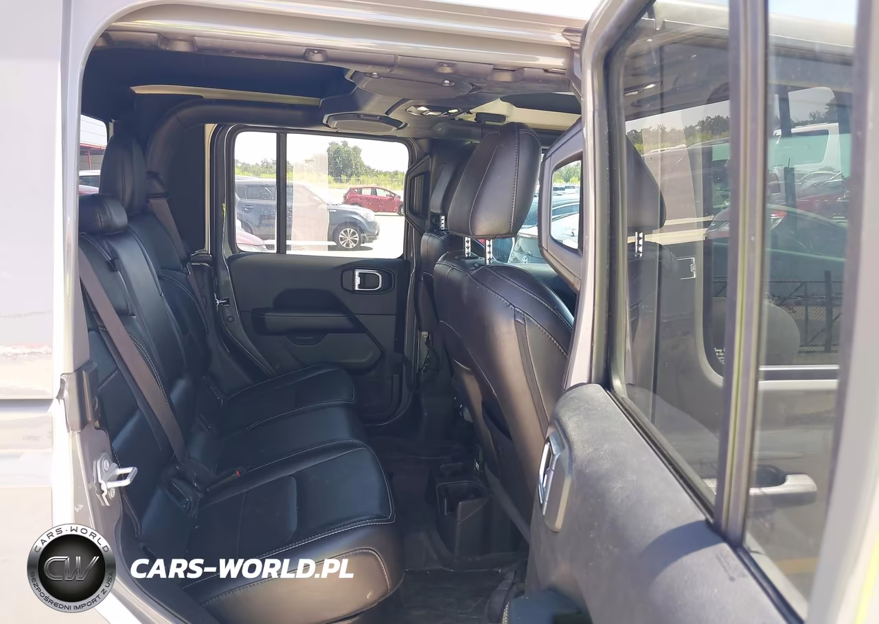 2021 Jeep Gladiator Overland 4X4 VIN:1C6HJTFGXML581721 - 8