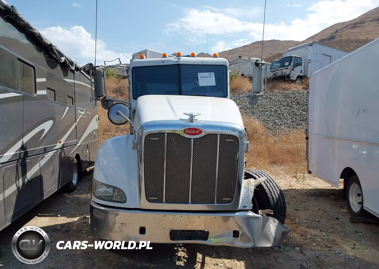 2015 Peterbilt 384 VIN:1NPVDH9X4FD284428 - 16