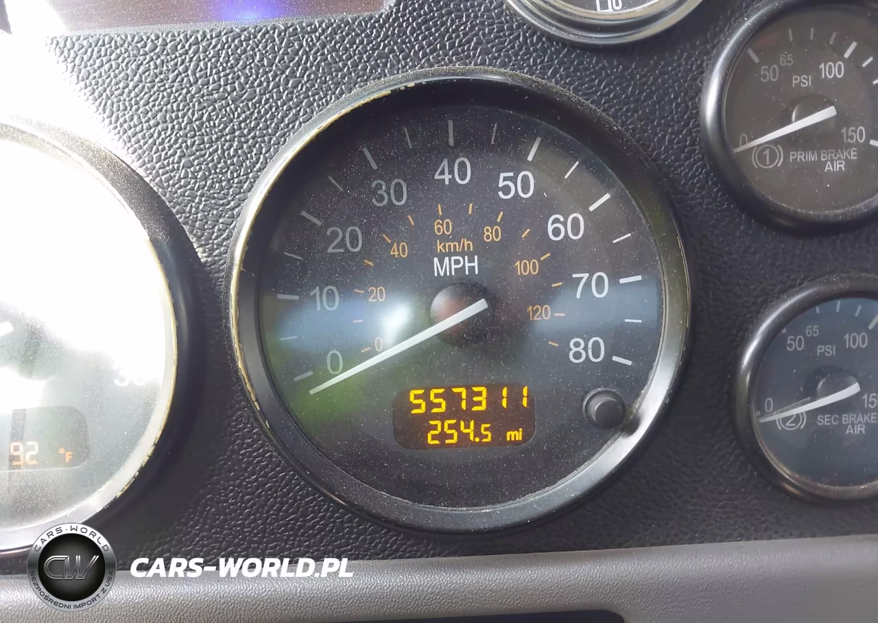 2015 Peterbilt 384 VIN:1NPVDH9X4FD284428 - 5