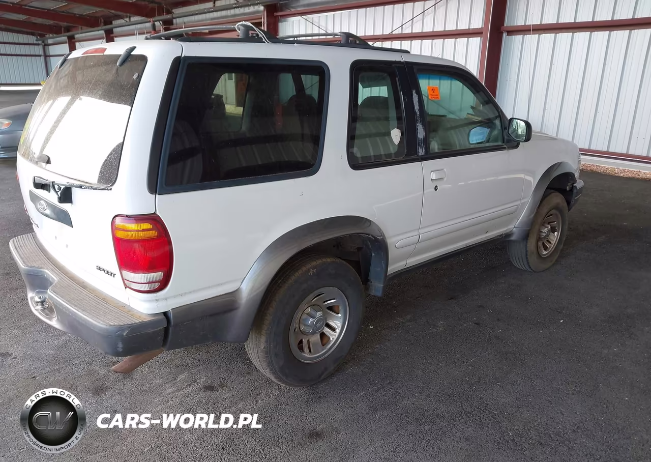 1999 Ford Explorer Sport VIN:1FMYU22E5XUC59464 - 4