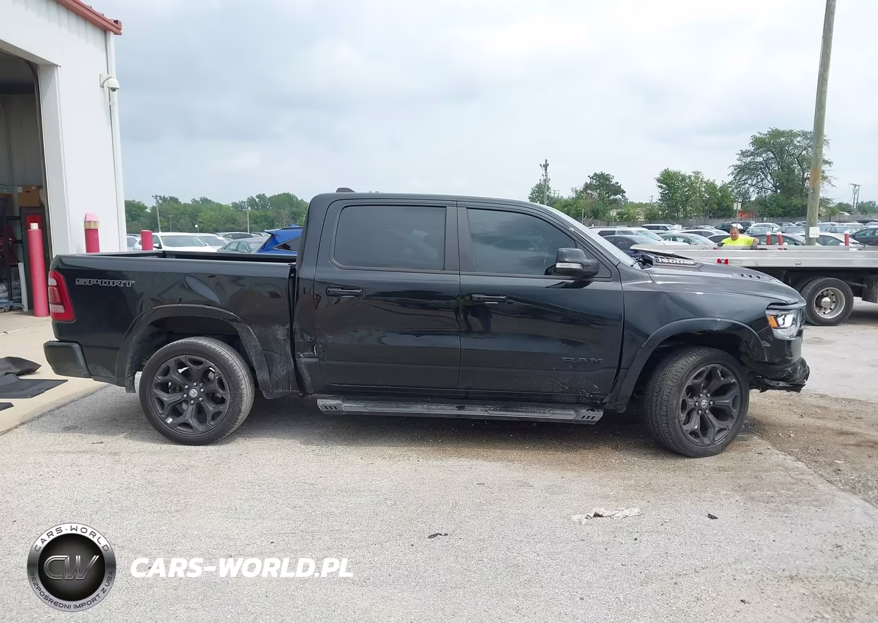 2021 Ram 1500 Laramie 4X4 5'7 Box VIN:1C6SRFJTXMN666180 - 13