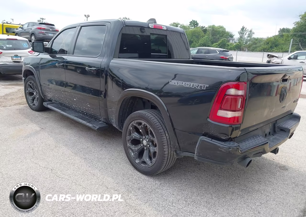 2021 Ram 1500 Laramie 4X4 5'7 Box VIN:1C6SRFJTXMN666180 - 3
